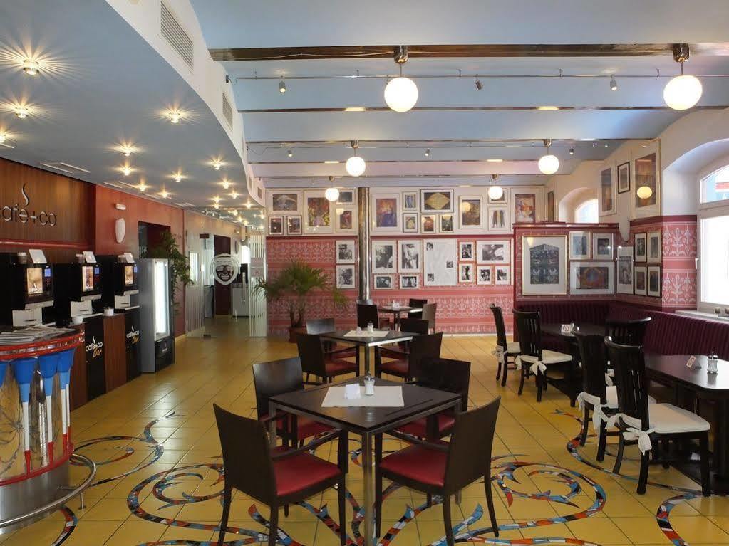 Hotel Fuchspalast サンクト フェイト アン デル グラン エクステリア 写真