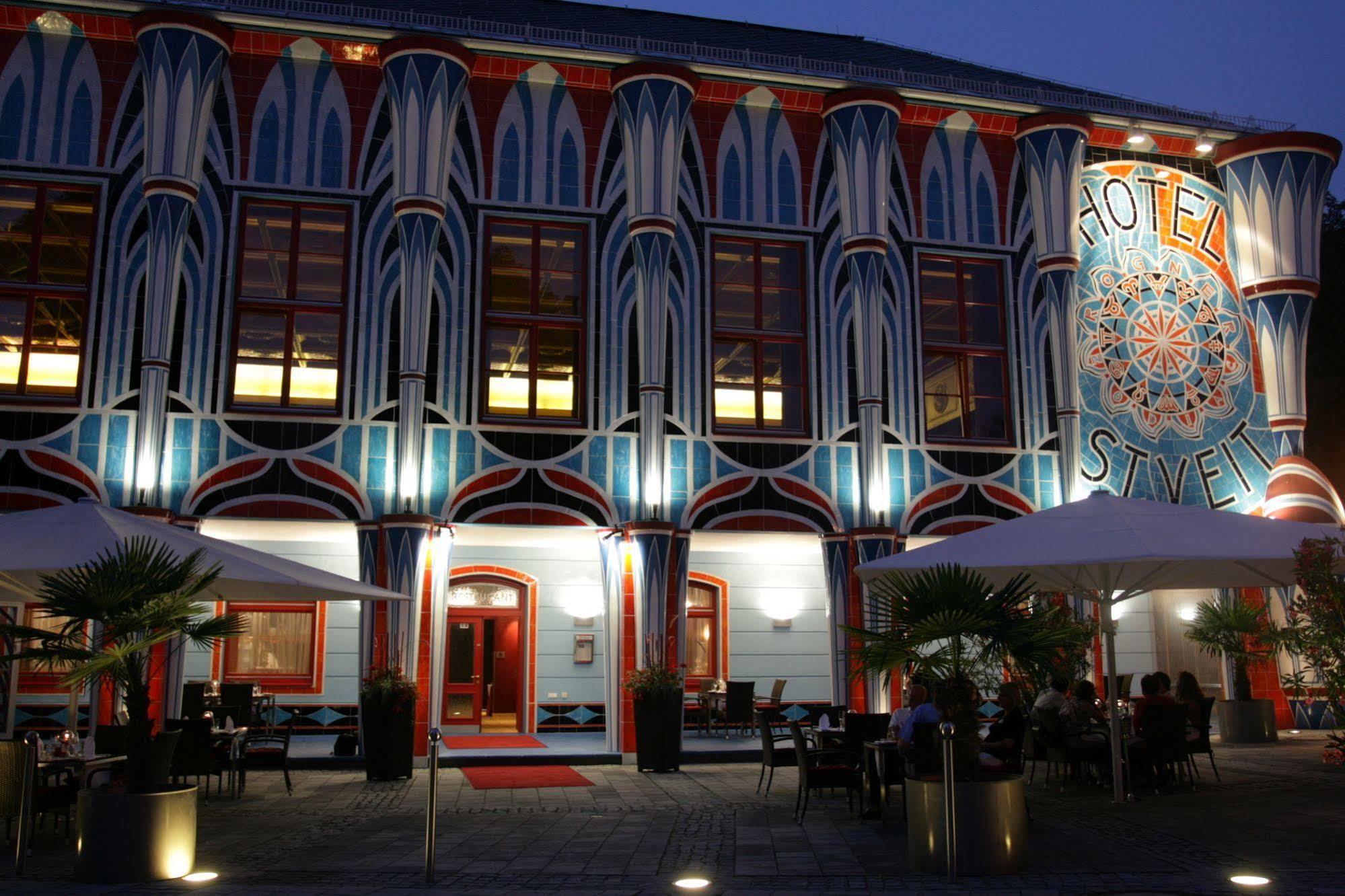 Hotel Fuchspalast サンクト フェイト アン デル グラン エクステリア 写真