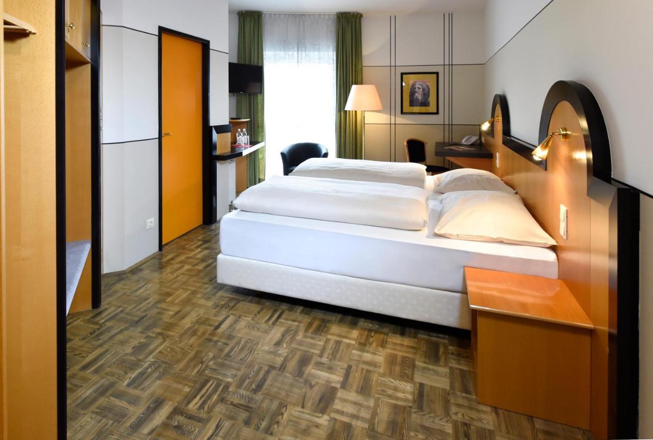 Hotel Fuchspalast サンクト フェイト アン デル グラン エクステリア 写真